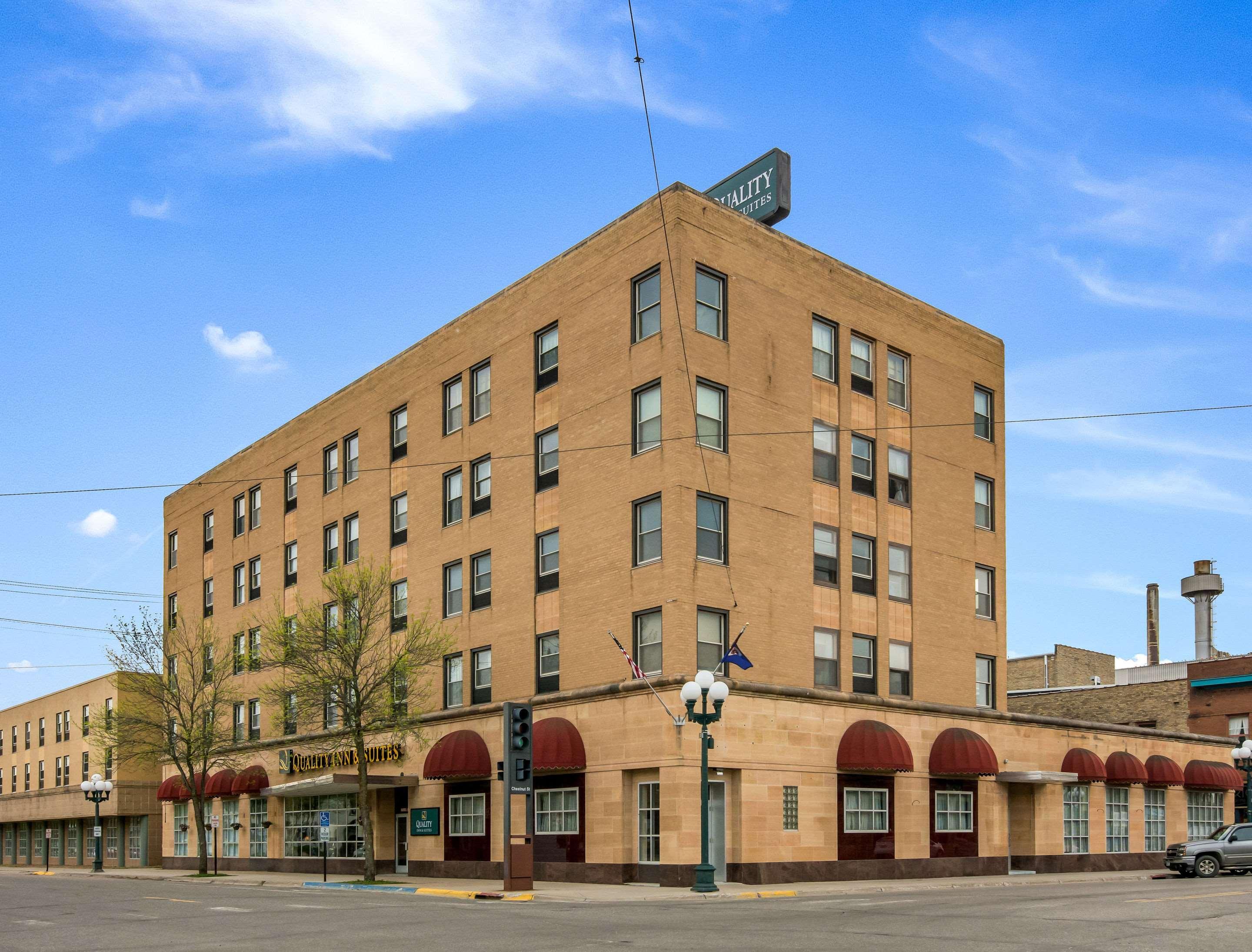 Quality Inn & Suites Virginia Buitenkant foto